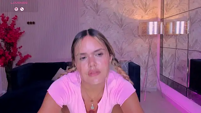 Miia_laurent Chat XXX in diretta