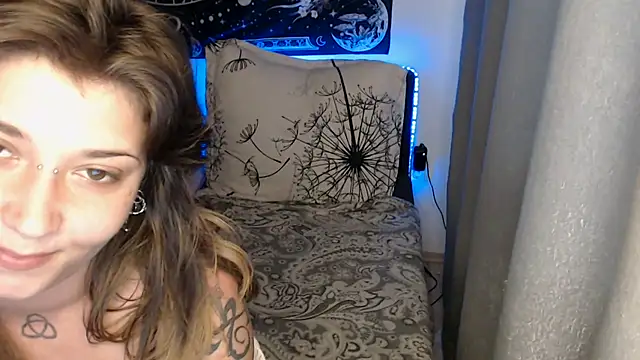 Chat XXX en directo de AlienforTwenty