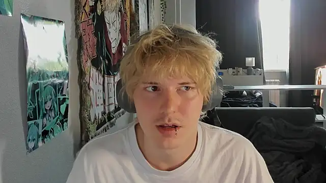 Benjamin_Bo's Live XXX Chat