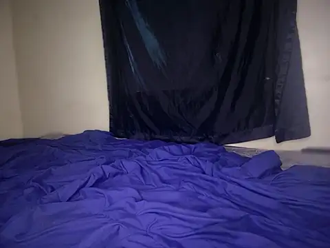 ApAfterDark live XXX chat