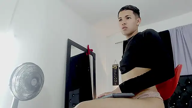 RoySteven Live XXX-Chat