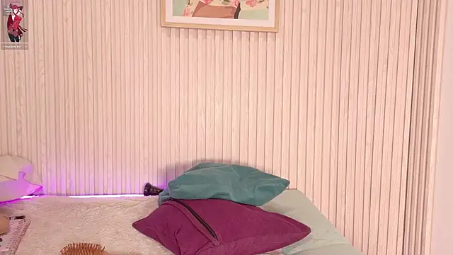 MiaJanssのライブXXXチャット