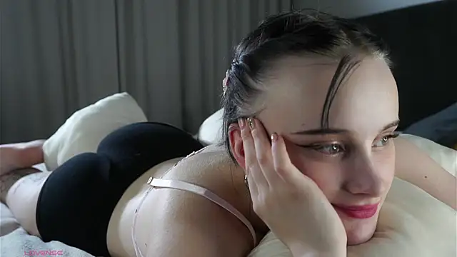 KirstinMcgeady live XXX chat