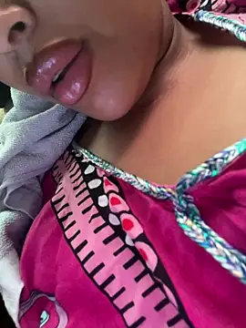 Sexlove1xo webkamerás műsora