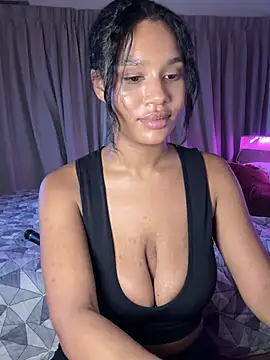 bambigirlxx's Live XXX Chat