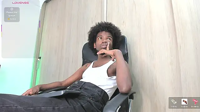 Chat XXX ao vivo de AllexJacob