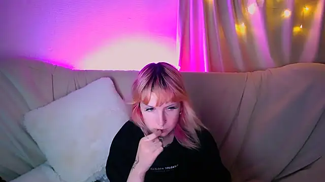 CaliforniaDreamerr's Live XXX Chat