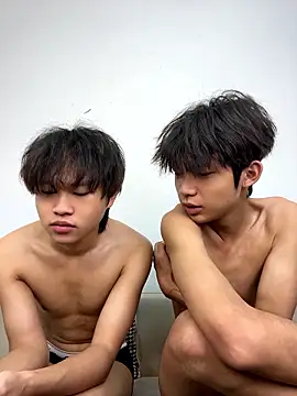 -OvO- 在線直播表演