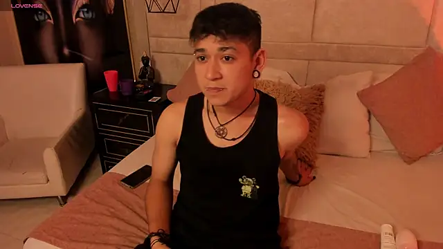 MarkLaurens 即時 XXX 聊天