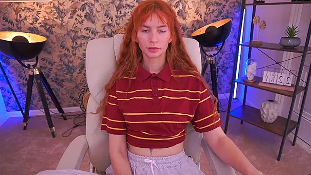Chat XXX en directo de Nicol_Moonn