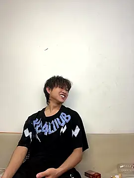 -OvO- 网络视讯表演