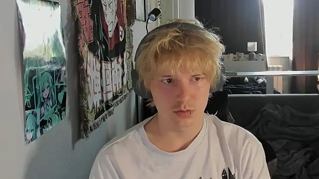 Benjamin_Bo Live XXX-Chat
