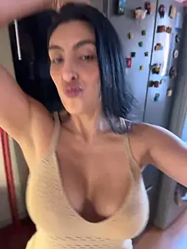 CorinVeil Adlı Modelin Canlı XXX Sohbeti