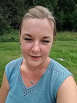 Онлайн чат XXX SwedishJennifer