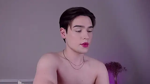Chat +18 de RobbyCharming ao vivo