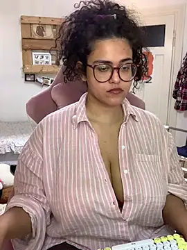 Živý XXX chat Curvydesifromgermany