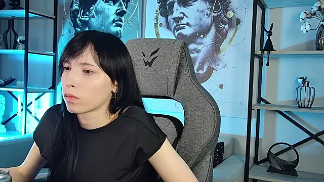 SeraphineSparda's Live XXX Chat
