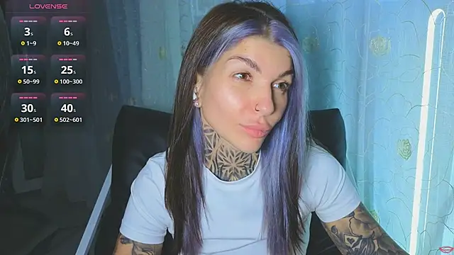 tattooedBabyy Chat XXX in diretta