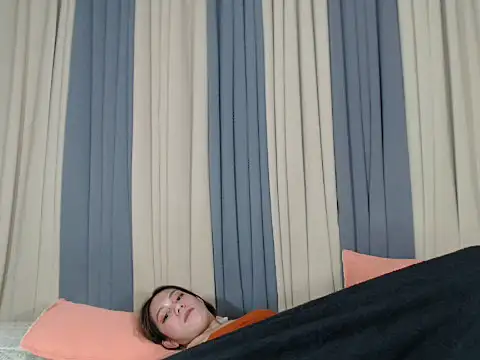 XXX chat uživo modela Jadehotcum