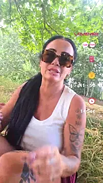 Chat XXX en directo de WifeWithPermission
