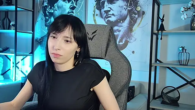 SeraphineSparda's Live XXX Chat