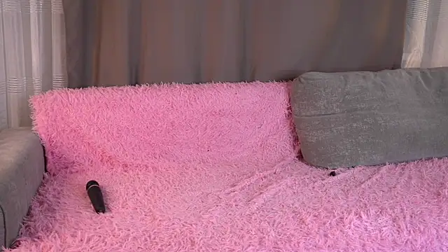 AlbaMesick Live XXX-chat