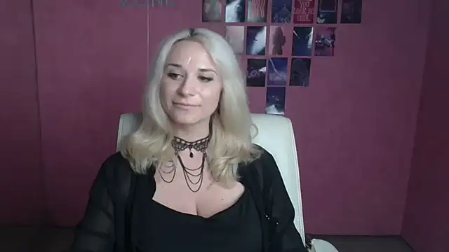 Czat XXX na żywo – Melodie_Aster