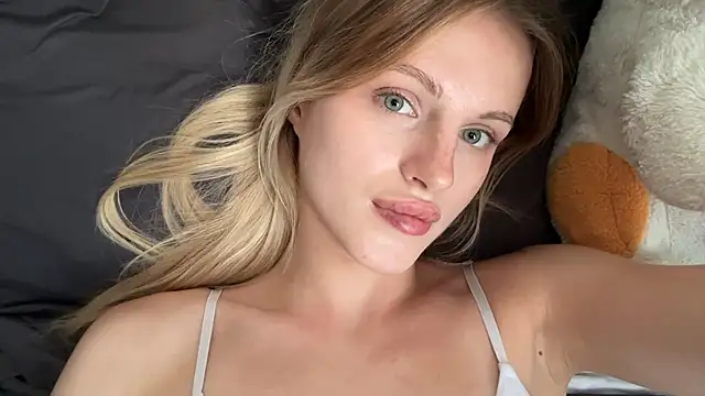 UnwedGristn Live XXX chat