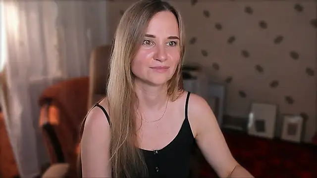 MiaSparkes' Live XXX Chat
