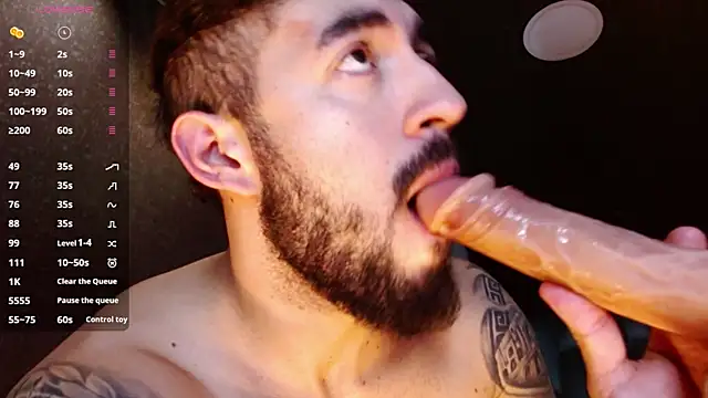 Онлайн чат XXX MarkWalker__