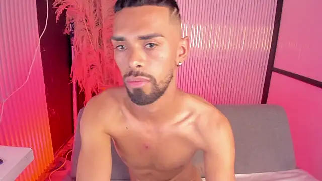 Tyler_204 – Naživo XXX chat