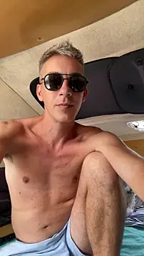1Hugo1 Chat XXX live