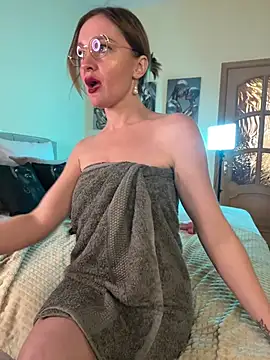 GoldenGoddess- – Naživo XXX chat