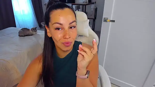 AvisFlowers' Live XXX Chat