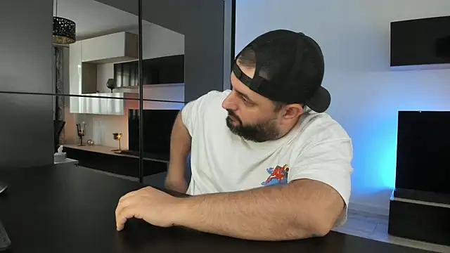 DravenPeak's Live XXX Chat