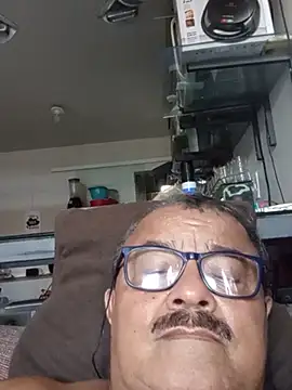 Misterymem63 live XXX chat