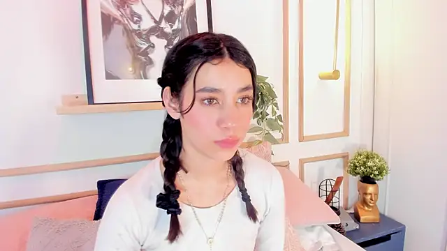Nanami_ Chat XXX live