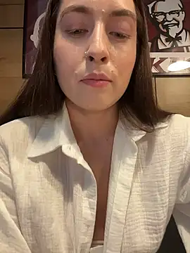 Holly_Play লাইভ XXX চ্যাট