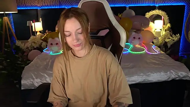 LizzaMoonn's Live XXX Chat