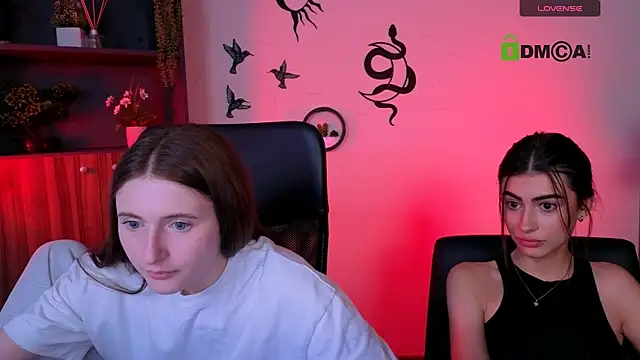 Pokazy przed kamerką – nekky_mouse