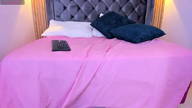 EmilyGraccen Live XXX chat