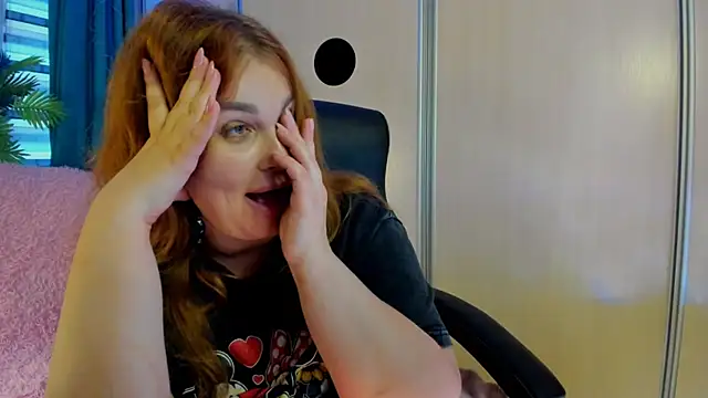 CoraSwon Chat XXX live