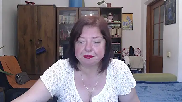 Violet_Pulse Adlı Modelin Canlı XXX Sohbeti