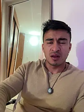 Chris_Clarck: онлайн-секс-чат