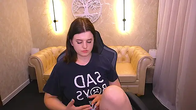 KristiFoxy Adlı Modelin Canlı XXX Sohbeti
