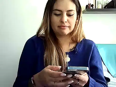 Chat XXX en directo de Valery__Rouse_