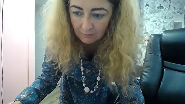 Helen1974 Live XXX Chat