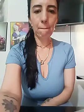 christine-x's Live XXX Chat