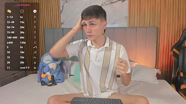 DustinLevine 웹캠 쇼
