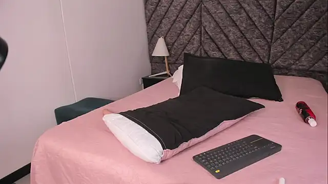 DemonFoxxのライブXXXチャット